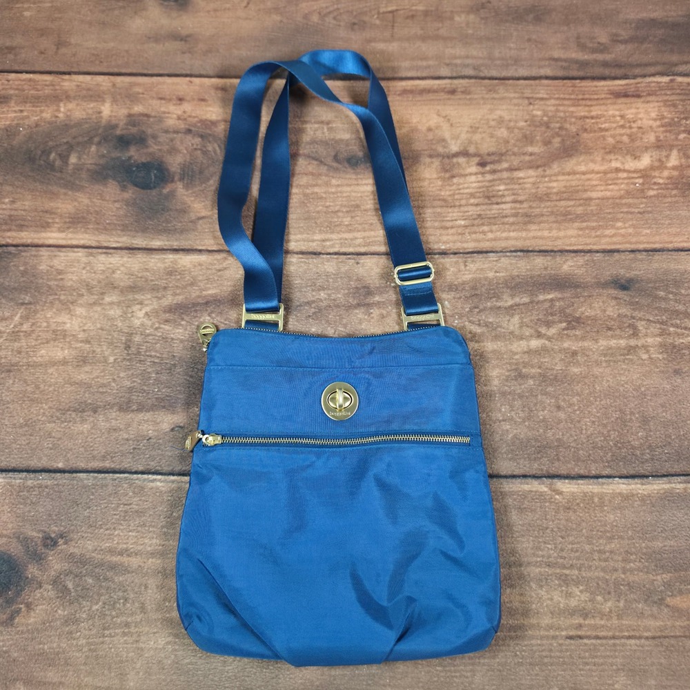 Baggallini Crossbody Bag Women Medium Blue Good Nylon Adjustable Strap Pocket